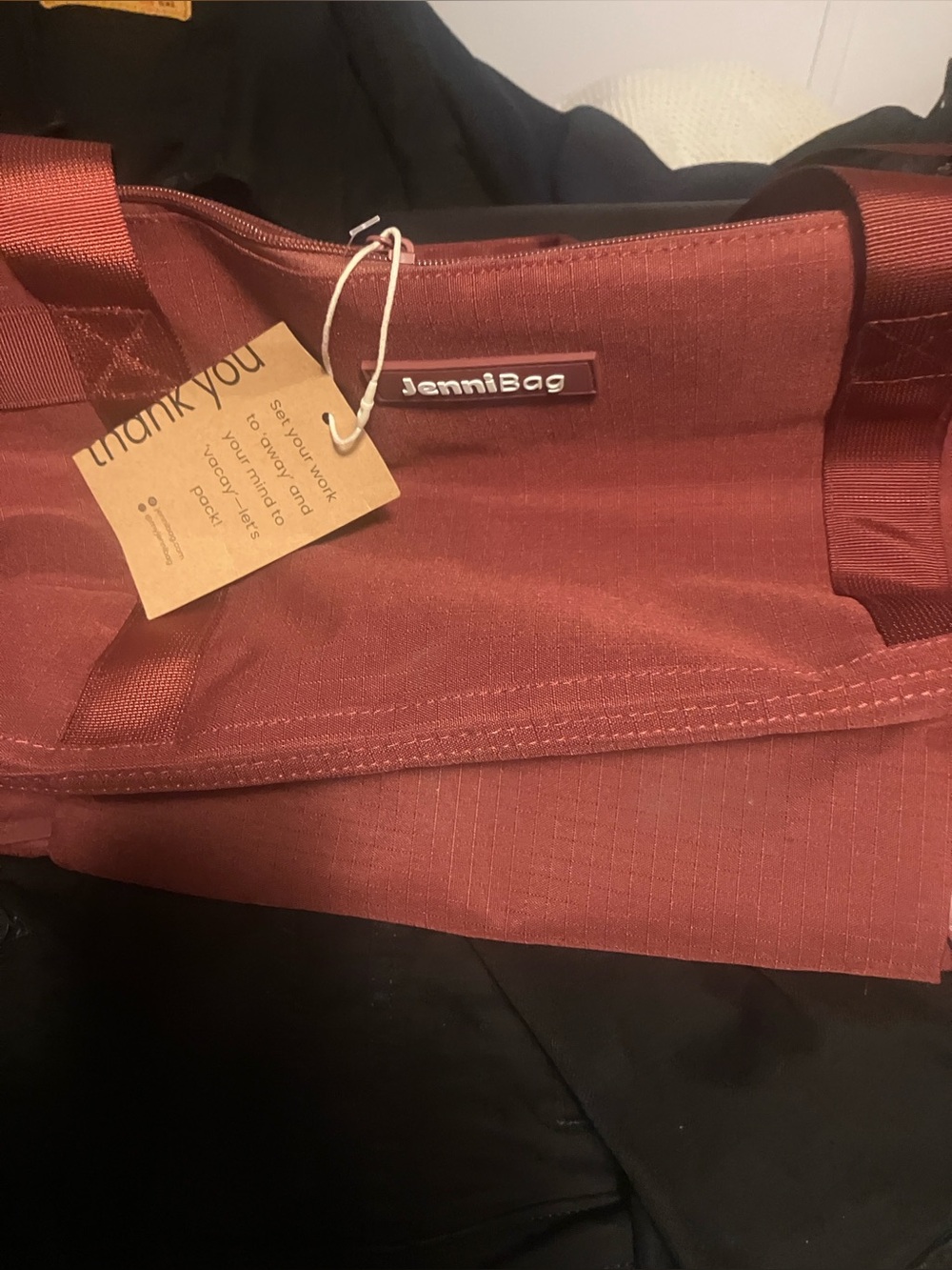 Jenni-bag duffle bag NWT 20”Lx 11Tx 10”D, solid maroon